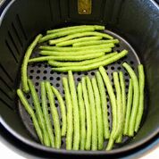 Green beans in the air fryer ftw! #lowcarb #trimhealthymama #thm #healthy #vegetables